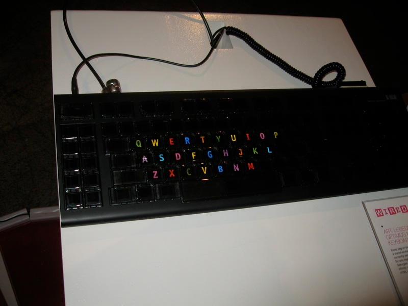 Illustration for article titled First Video of the Optimus Keyboard Actually Working and Looking Awesome
